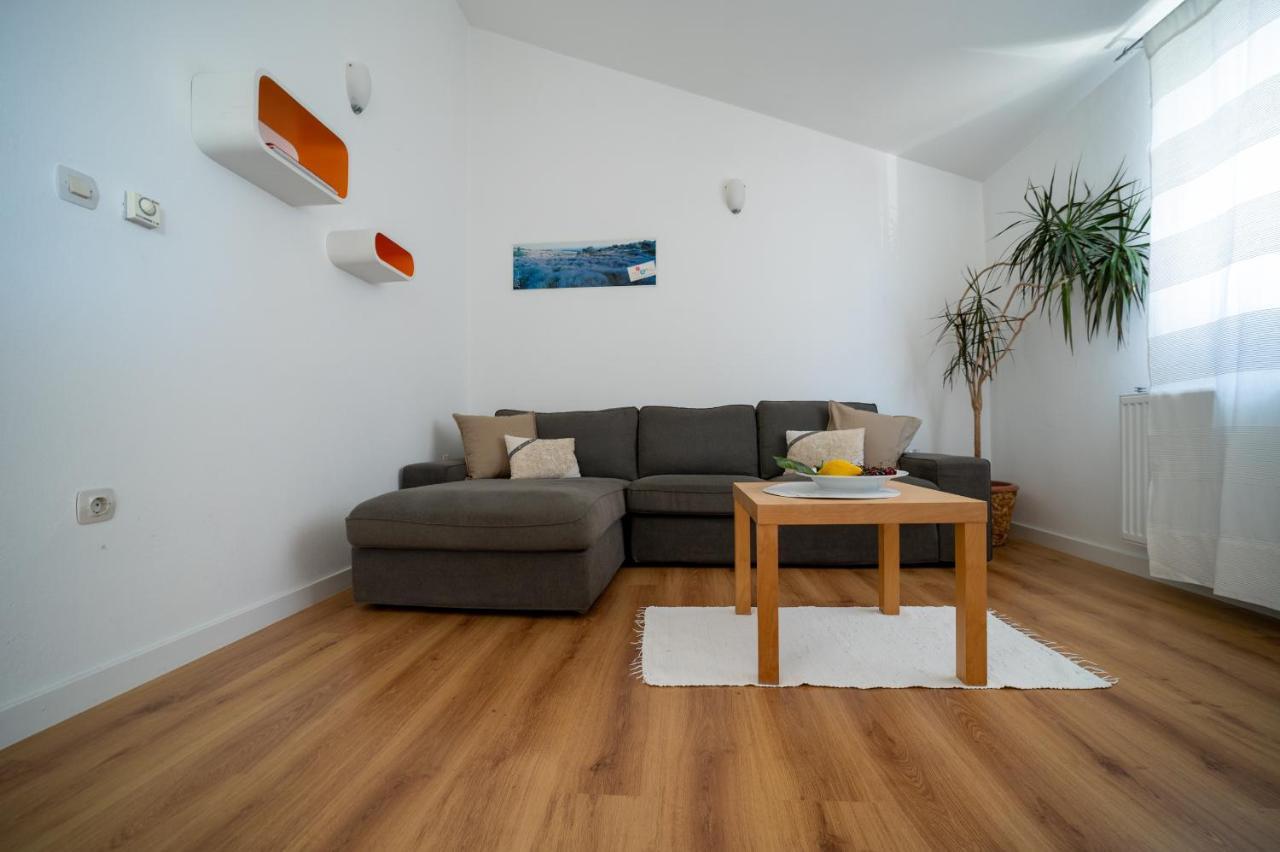Apartments A&T Sukošan 외부 사진