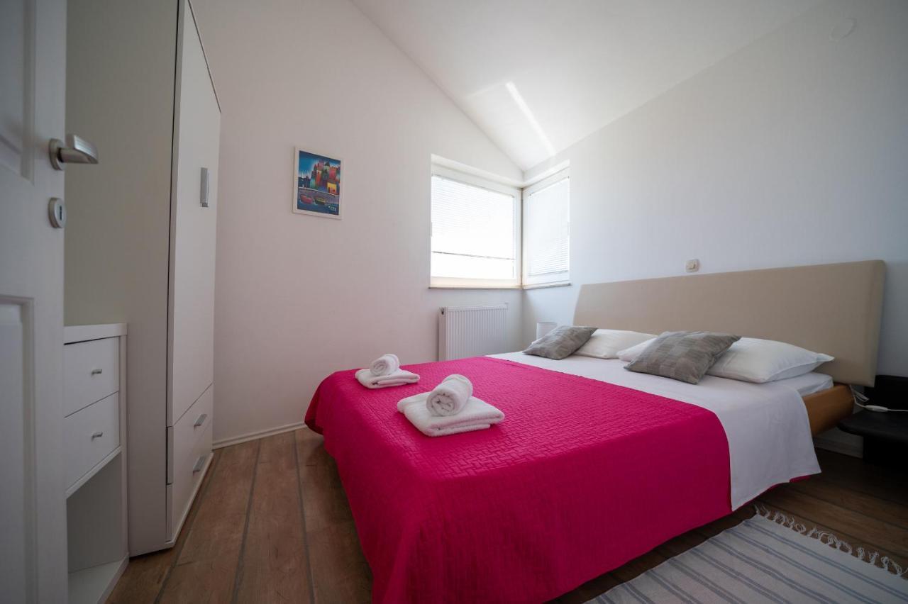 Apartments A&T Sukošan 외부 사진