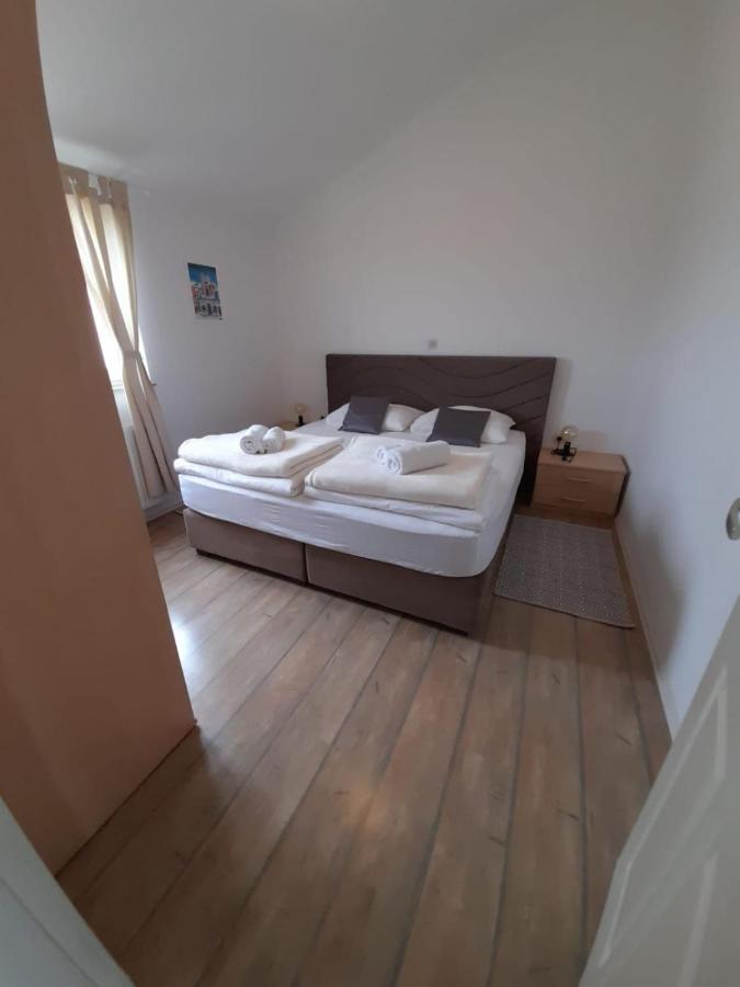 Apartments A&T Sukošan 외부 사진